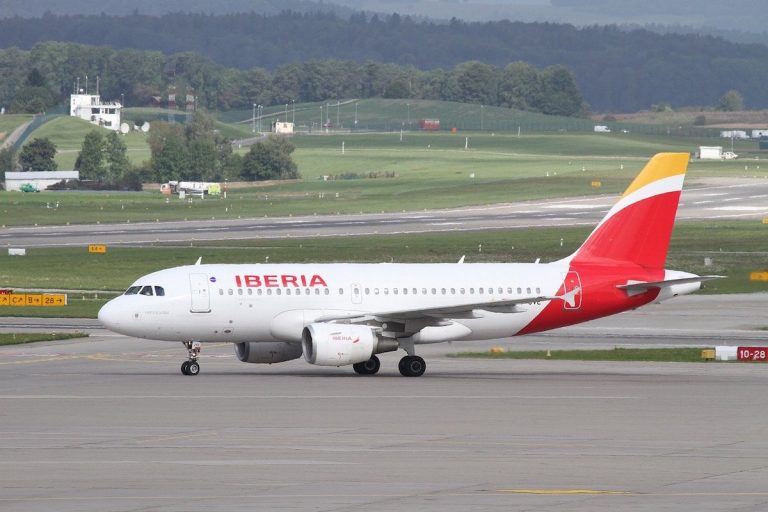 What Is It Like To Fly Iberia Premium Economy?