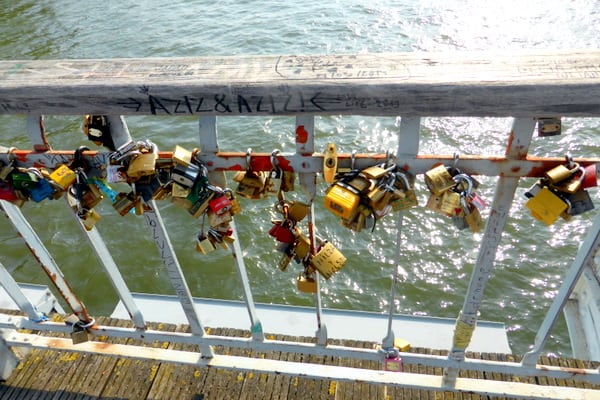 Love Lock Epidemic Spreads, Amidst Growing Controversy