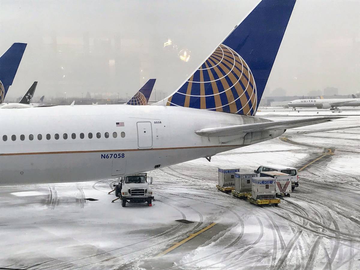 Snow delay at Newark Liberty International Airport